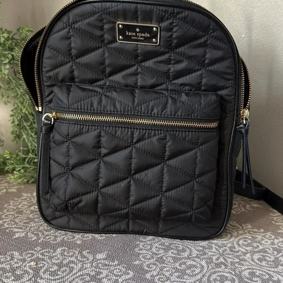 Kate Spade♠️Small Bradley Wilson Rd Quilted Backpack 18Kt Gold Hardware Like New - Picture 7 of 15